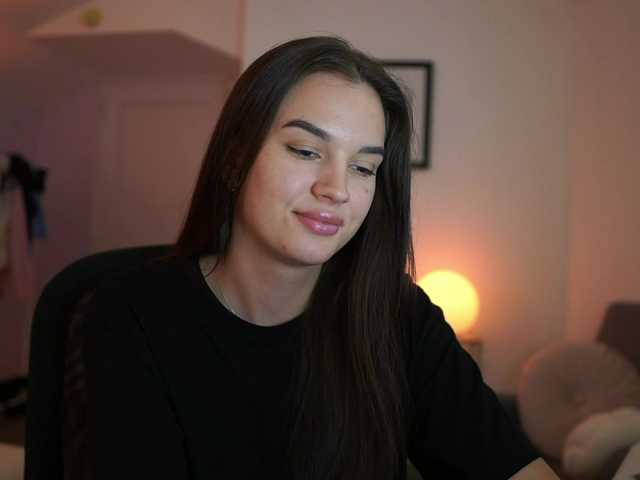 GlowingKatee