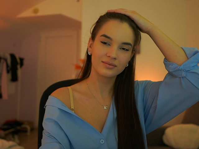 GlowingKatee