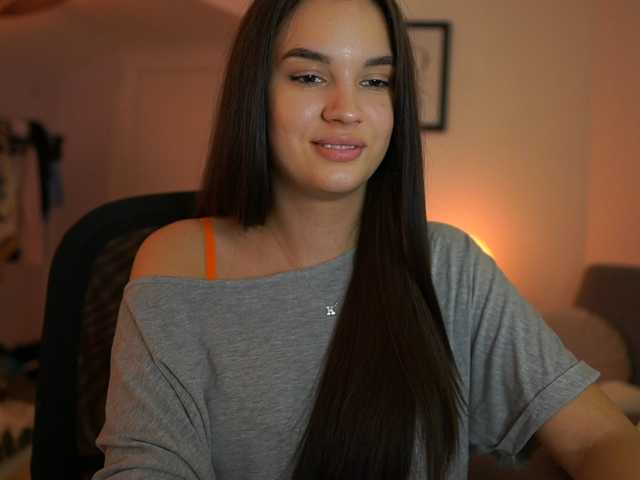 GlowingKatee