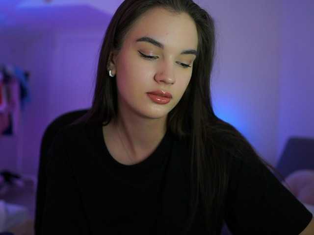 GlowingKatee