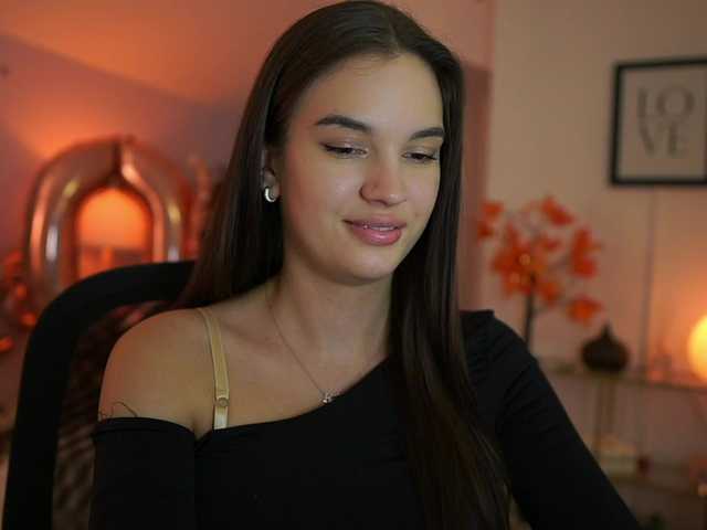 GlowingKatee