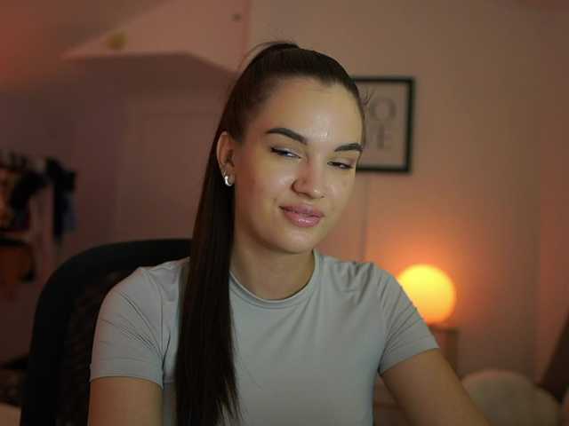 GlowingKatee