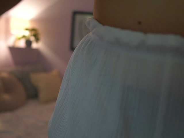 GlowingKatee live cam on BongaCams