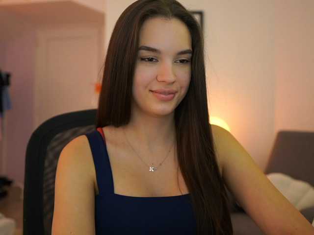 GlowingKatee