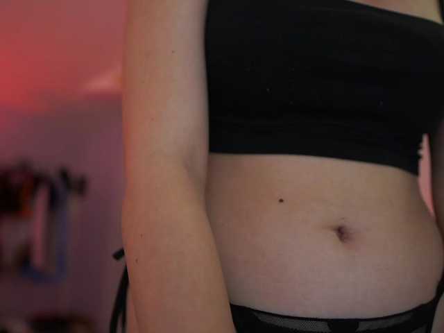 GlowingKatee live cam on BongaCams