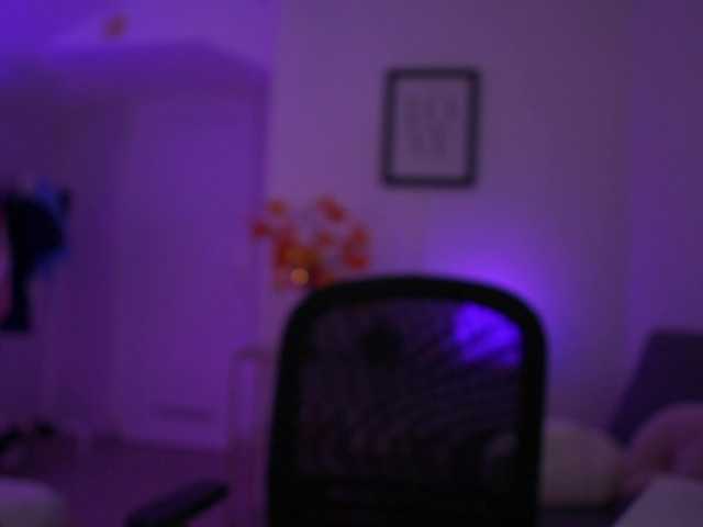 GlowingKatee