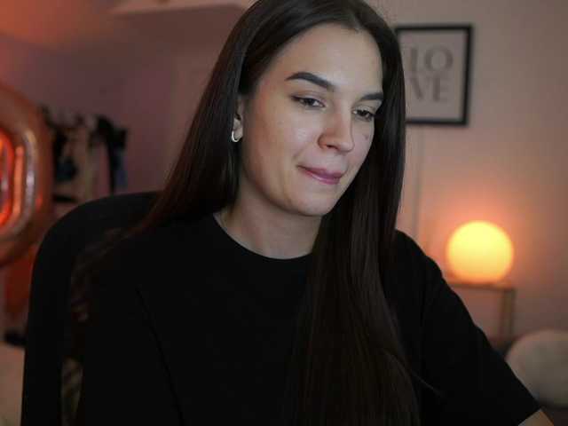 GlowingKatee