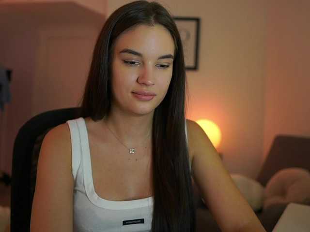 GlowingKatee