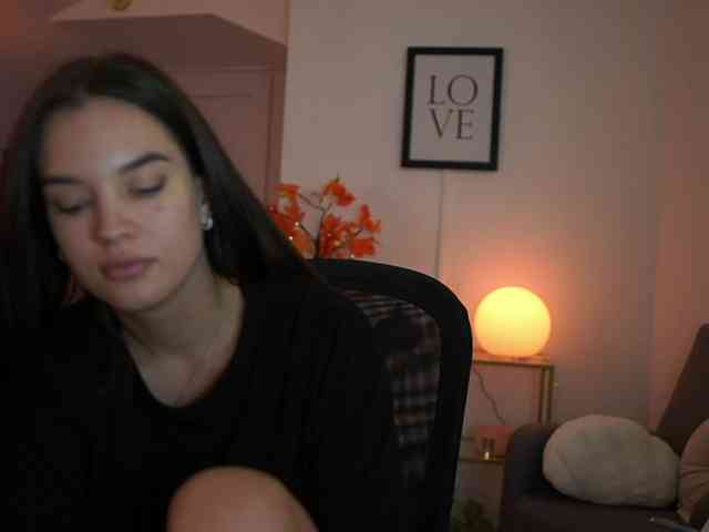 GlowingKatee