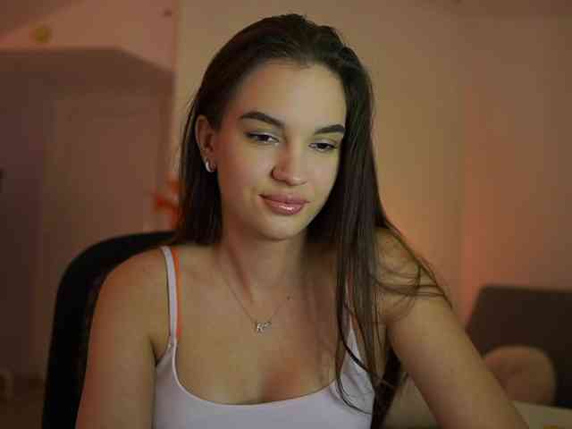 GlowingKatee