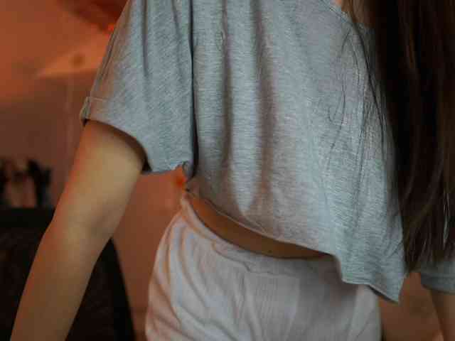 GlowingKatee