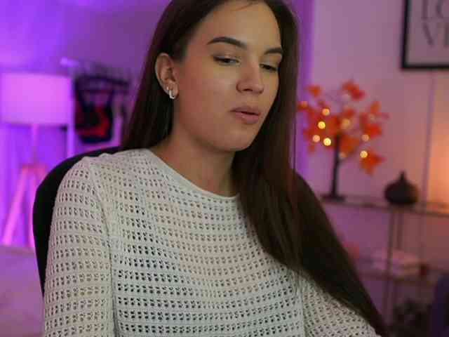 GlowingKatee