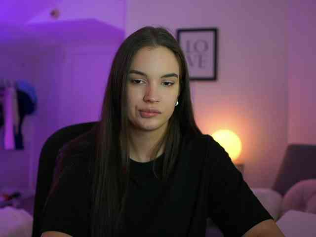 GlowingKatee
