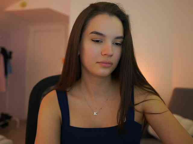 GlowingKatee