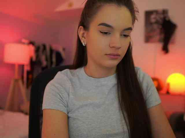GlowingKatee GlowingKatee
