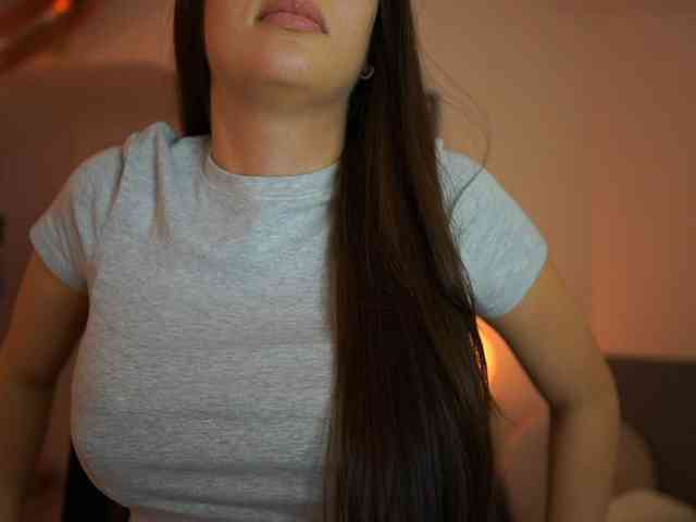 GlowingKatee