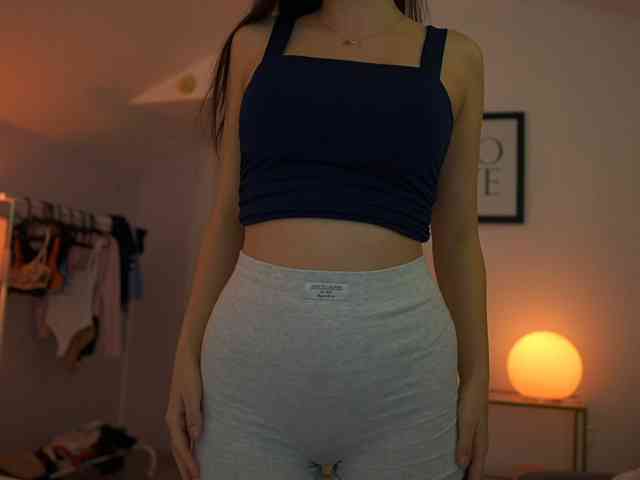 GlowingKatee