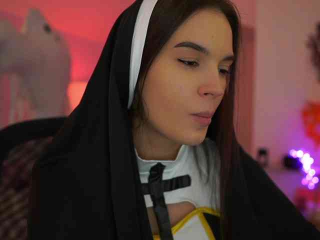 Model: GlowingKatee