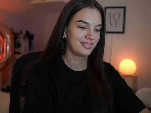 GlowingKatee