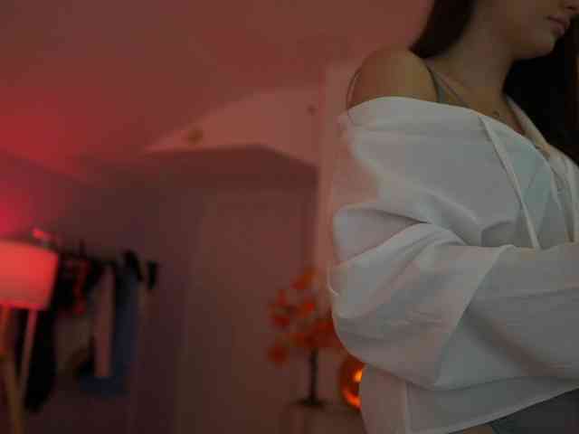 GlowingKatee