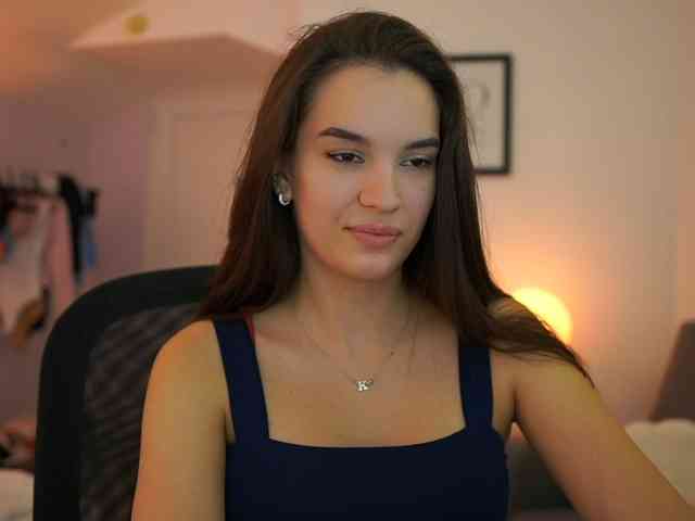 GlowingKatee