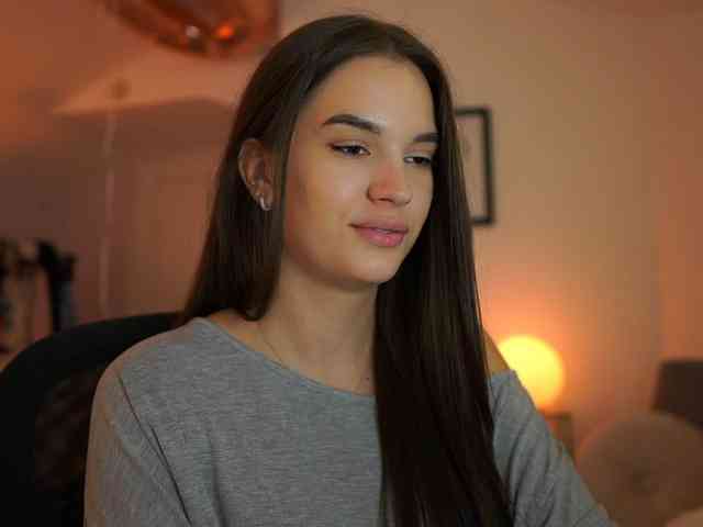 GlowingKatee