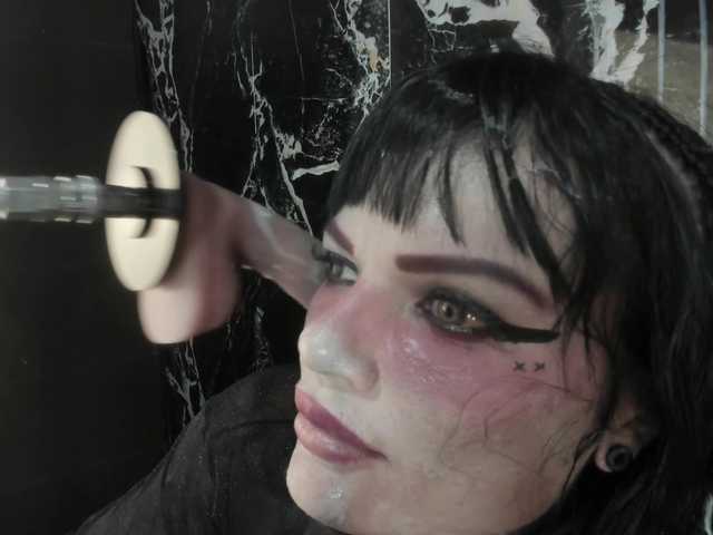 charol23 live cam on BongaCams