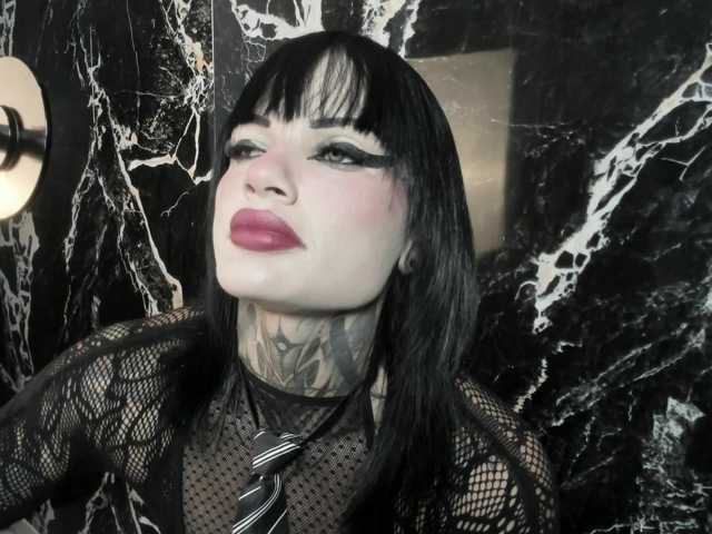charol23 live cam on BongaCams