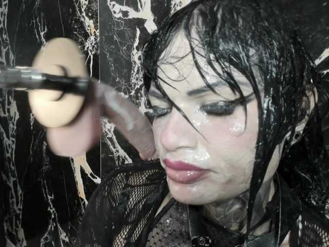 charol23 live cam on BongaCams