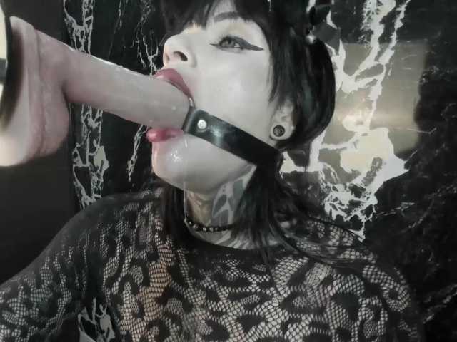 charol23 live cam on BongaCams