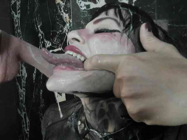 Charol23 webcam