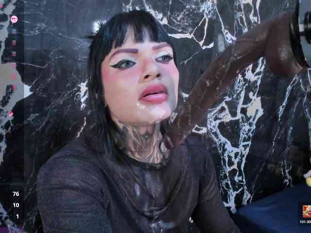 Charol23