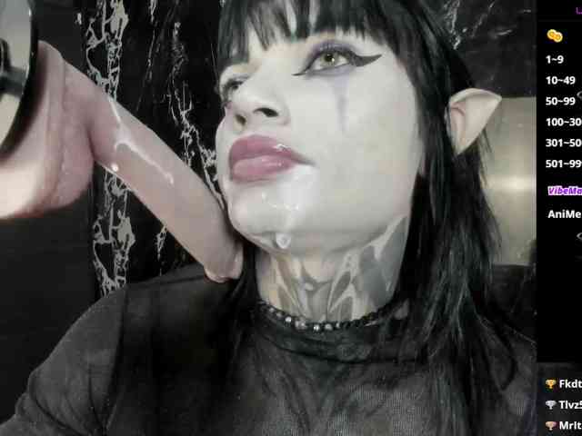 Charol23 webcam