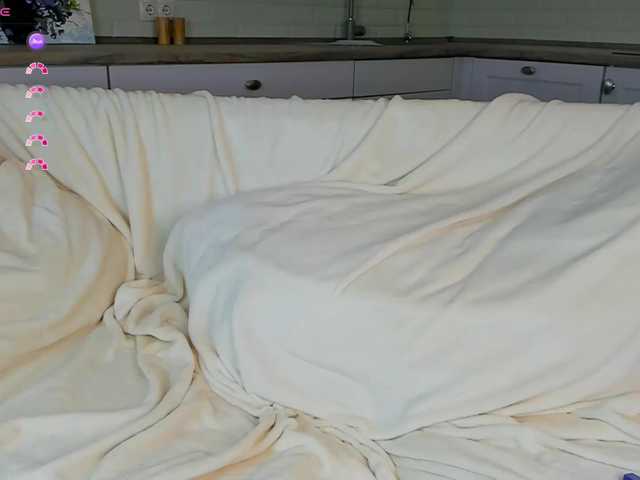 candylia live cam on BongaCams