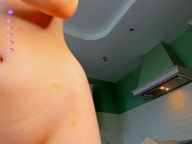 candylia live cam on BongaCams