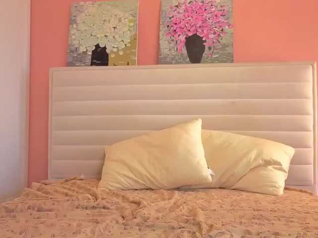 candylia live cam on BongaCams