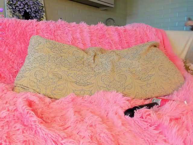 candylia live cam on BongaCams