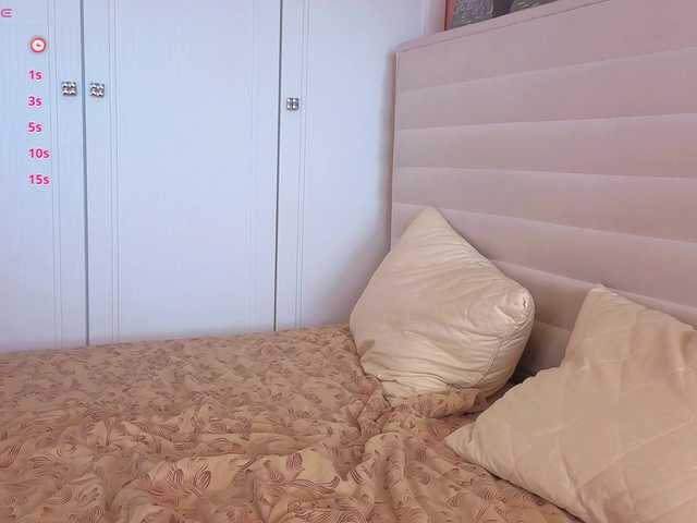 candylia live cam on BongaCams