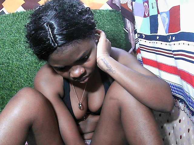 Mayah891 live cam on BongaCams