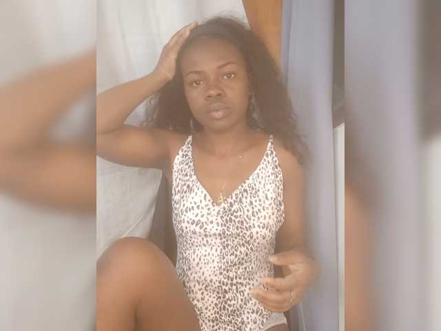 Mayah891 live cam on BongaCams
