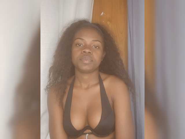 Mayah891 live cam on BongaCams