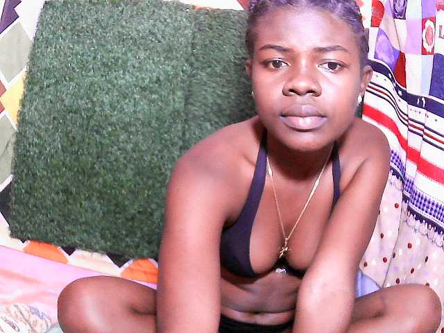 Mayah891 live cam on BongaCams