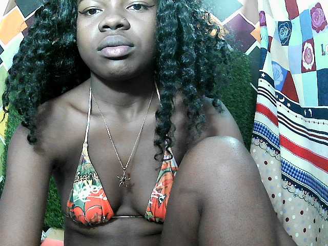Mayah891 live cam on BongaCams