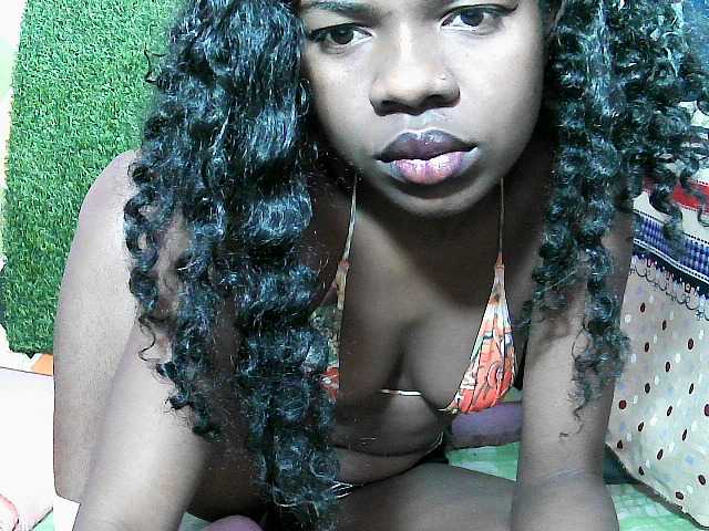 Mayah891 live cam on BongaCams