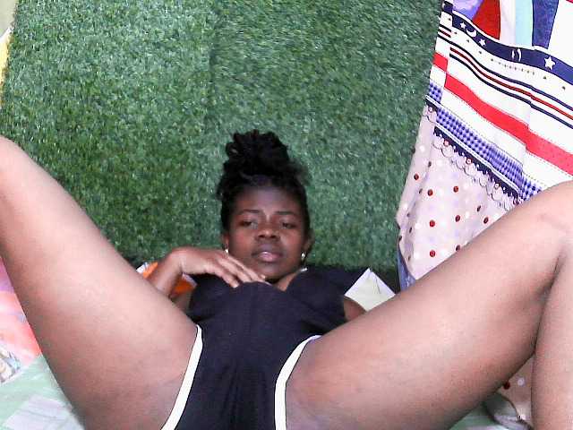 Mayah891 live cam on BongaCams