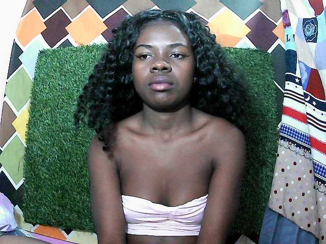 Mayah891 live cam on BongaCams