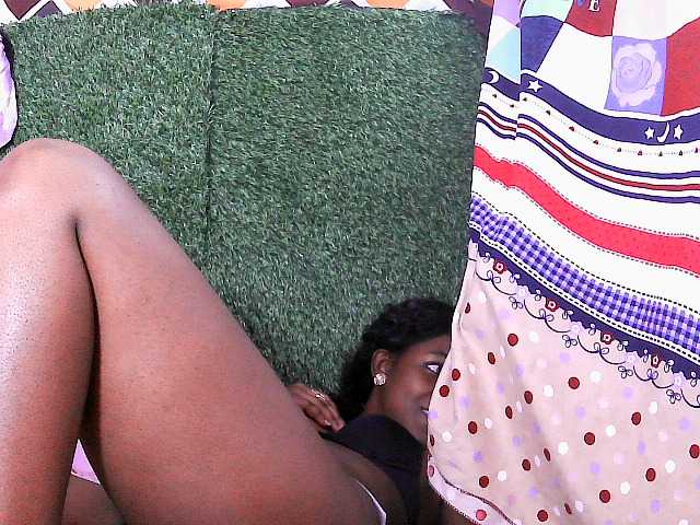 Mayah891 live cam on BongaCams