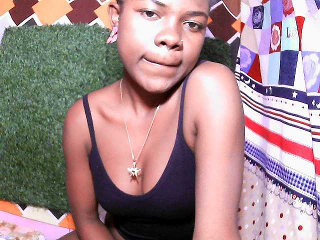 Mayah891 live cam on BongaCams