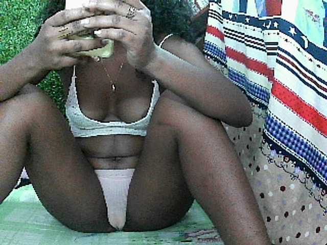 Mayah891 live cam on BongaCams