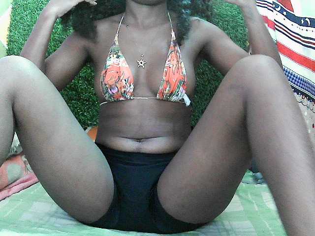 Mayah891 live cam on BongaCams